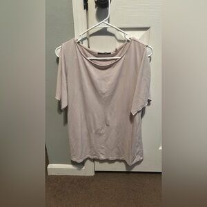 Light Pink Women’s Short Sleeve Top